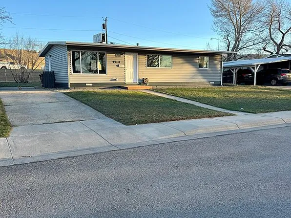 2945 Windsor Pl, Casper, WY 82604