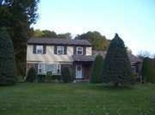 22 Olde Coach Rd, Glenville, NY 12302