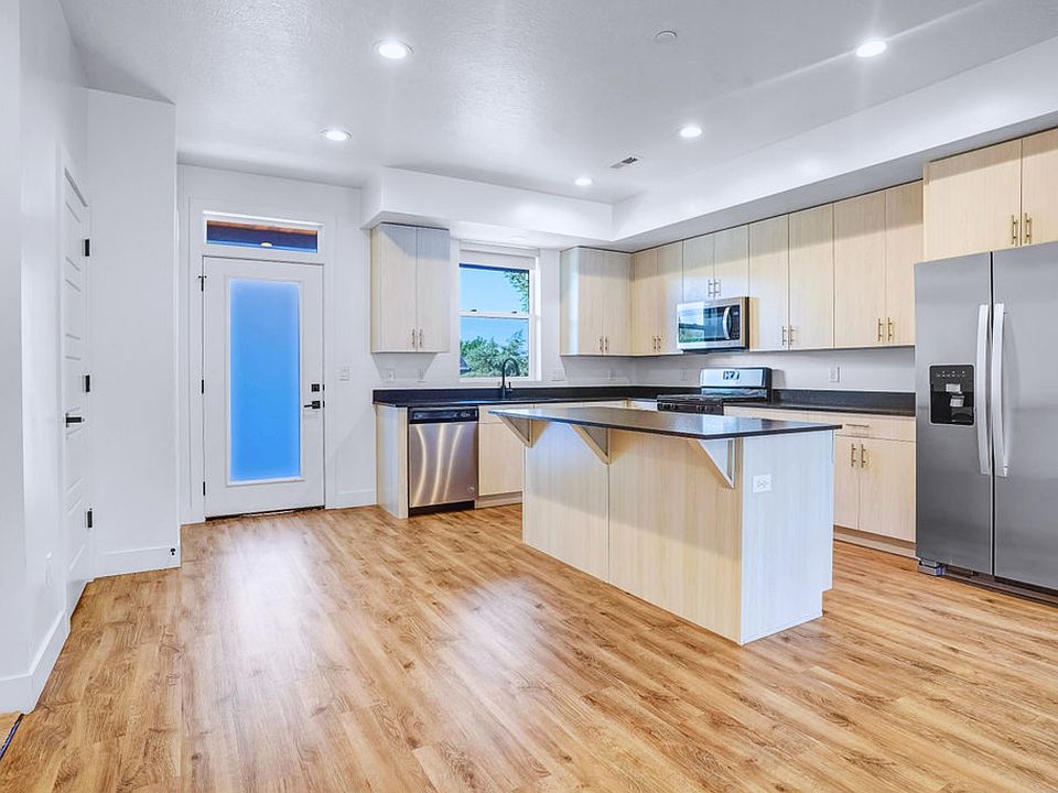Peak Interior-1