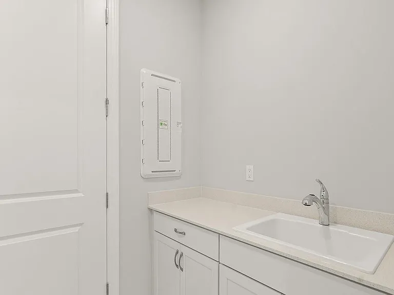 4501 Nautilus Cir — Photo 23