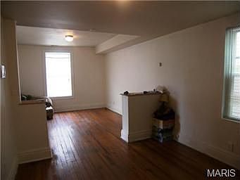 5th image of 5057 Emerson Ave