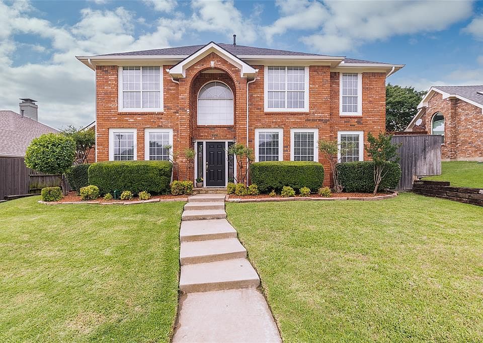 1st image of 3721 Elizabeth Dr