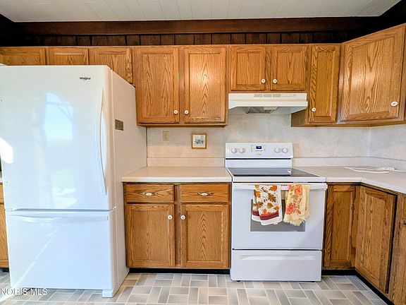 2nd image of 10095 County Road 21n