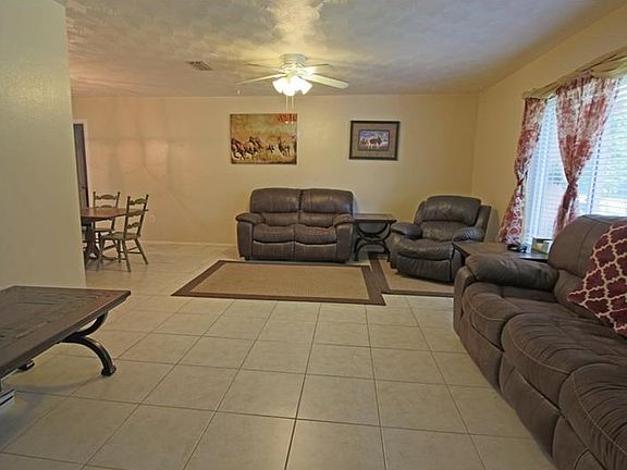 2nd image of 21477 Winlock Ave