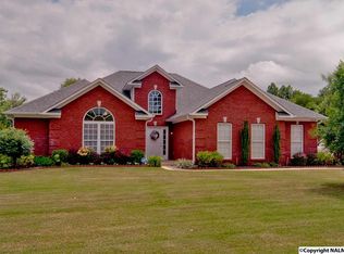 296 Mossy Oak Dr, Huntsville, AL 35806