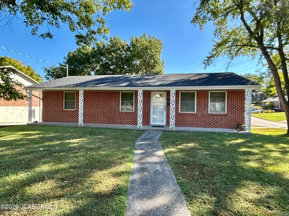 202 Belair Dr, Jefferson City, MO 65109