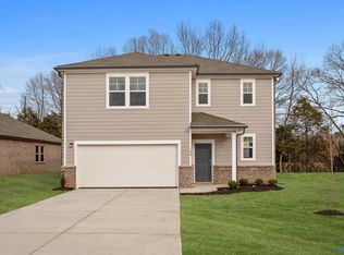 132 Vulcan St, Owens X Rds, AL 35763