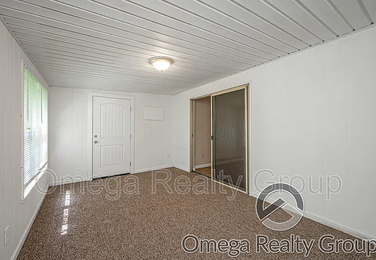 6749 Lakes Edge Ln — Photo 24