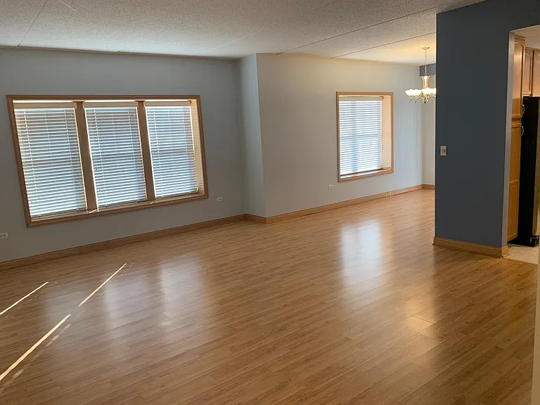 101 Pointe Dr #102 — Photo 15
