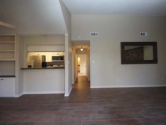 2nd image of 13 Hideaway Dr