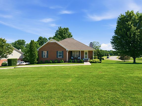 4th image of 278 Janet Dr