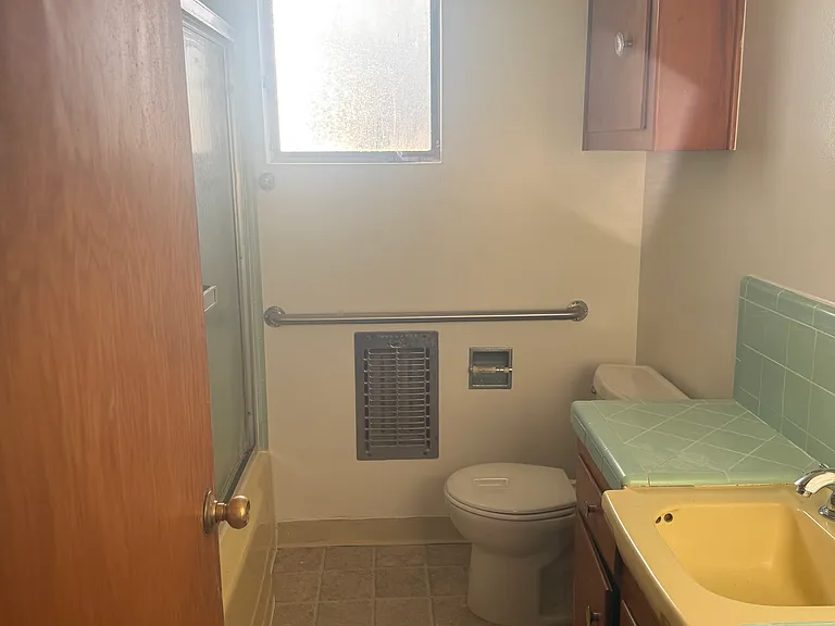 544 W Vesta St — Photo 11