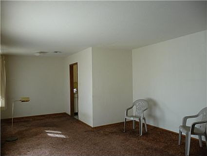 3rd image of 3412 W Sells Dr