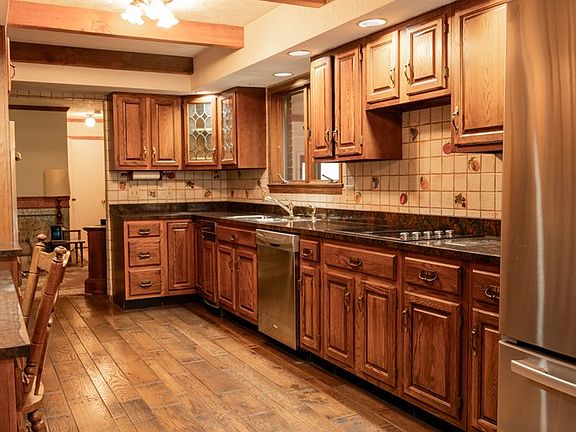 3rd image of 2130 Sandstone Dr