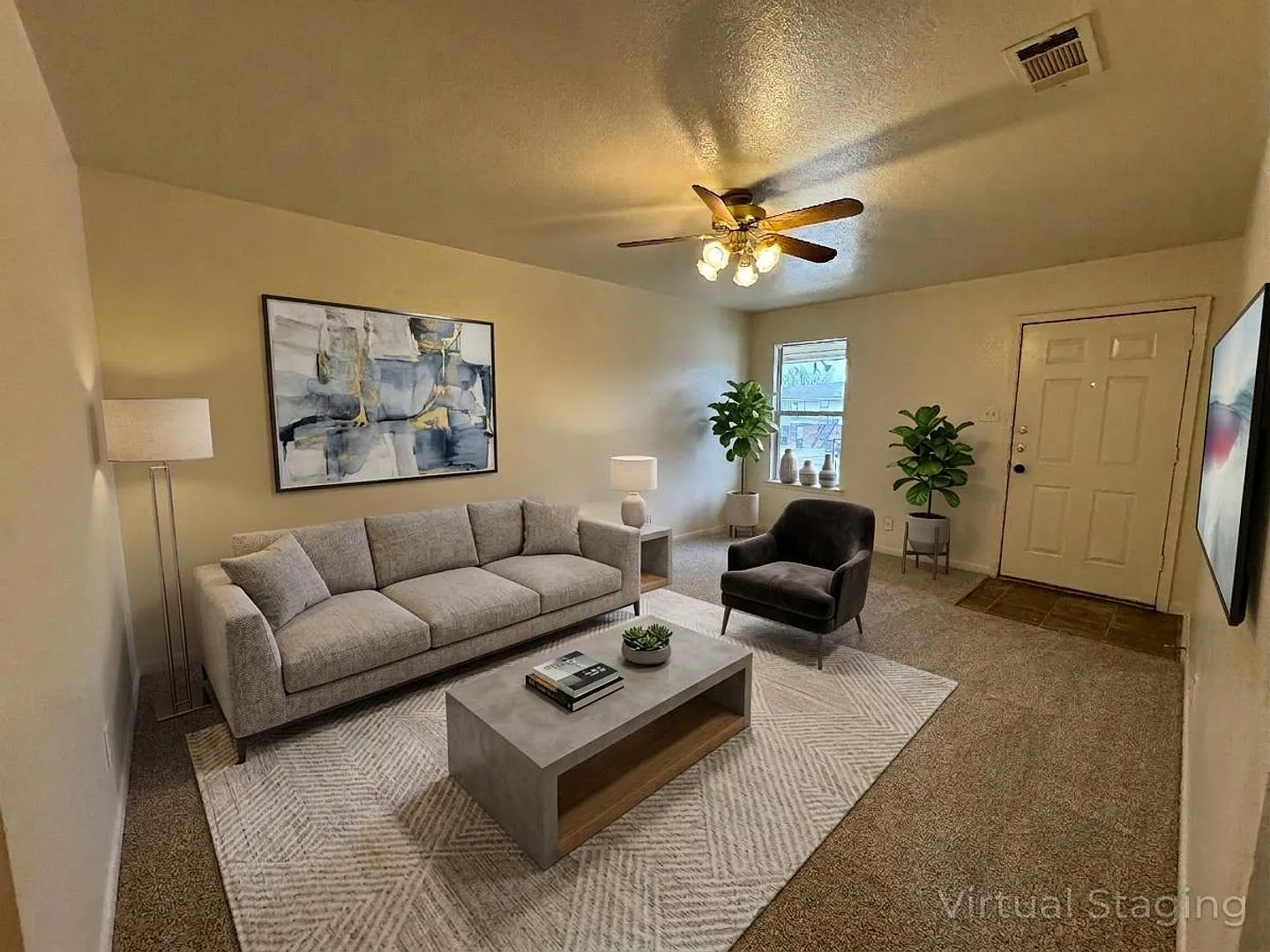 1003 Circle M Dr — Photo 4