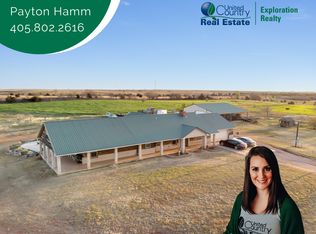 10876 N 2110th Rd, Foss, OK 73647