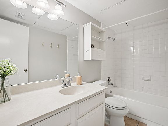 4th image of 4159 Steck Ave Unit 240