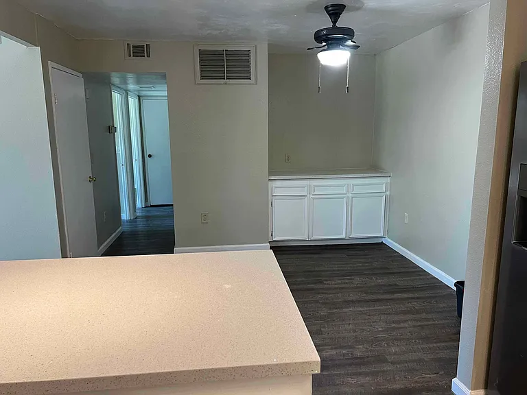 520 Myrtlewood Ct #2 — Photo 5