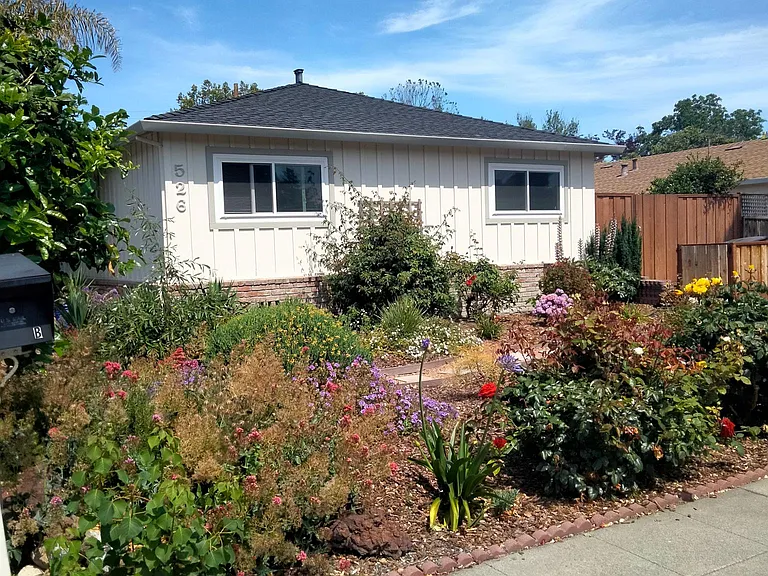 526 Piazza Dr #A — Photo 1