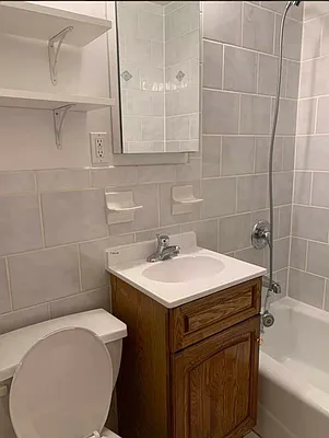 Rented by Voro, LLC | media 4