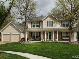 247 Robins Song Dr, Ballwin, MO 63021
