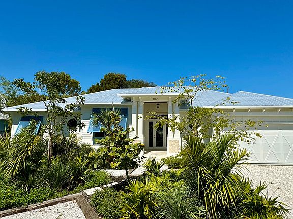 107 Bee Street! Brand new 3 bed / 2.5 bath.