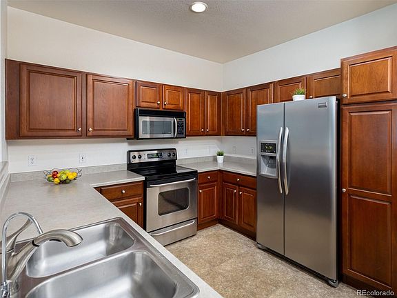 4th image of 84 Spruce Street #106