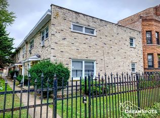 6914 S Cornell Ave, Chicago, IL 60649