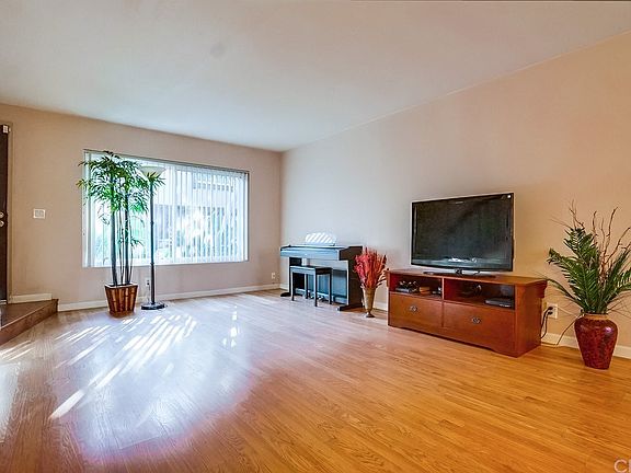 5th image of 8605 Elburg St Unit C
