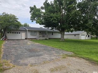 224 W 2nd Ave, La Harpe, IL 61450