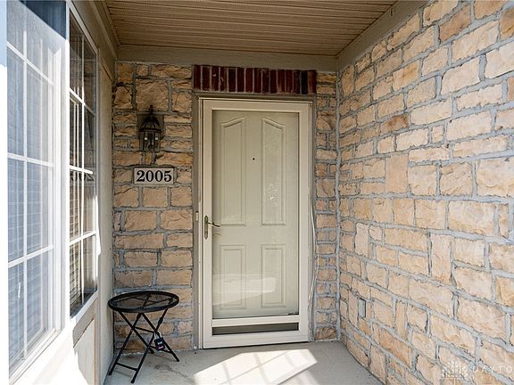 5th image of 2005 Wentworth Village Dr