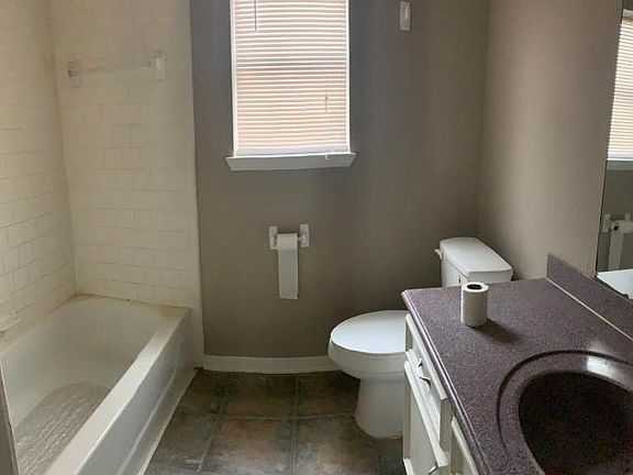 5th image of 2118 Pincher Creek Dr