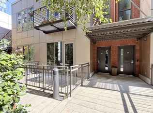 922 NW 11th Ave APT 104, Portland, OR 97209