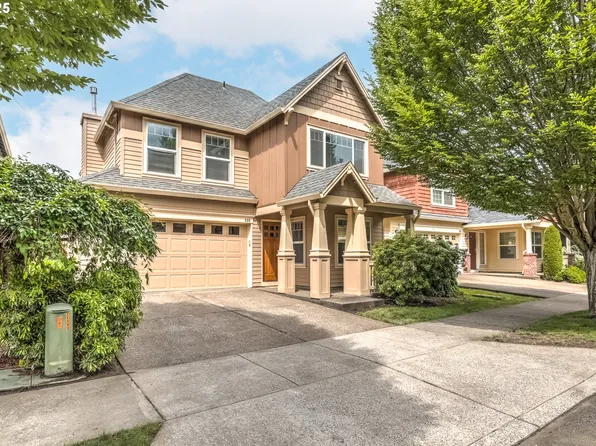 555 NE Caden Ave, Hillsboro, OR 97124