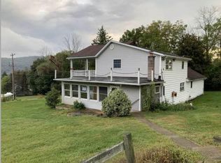 107 Heavenly Ln, Factoryville, PA 18419