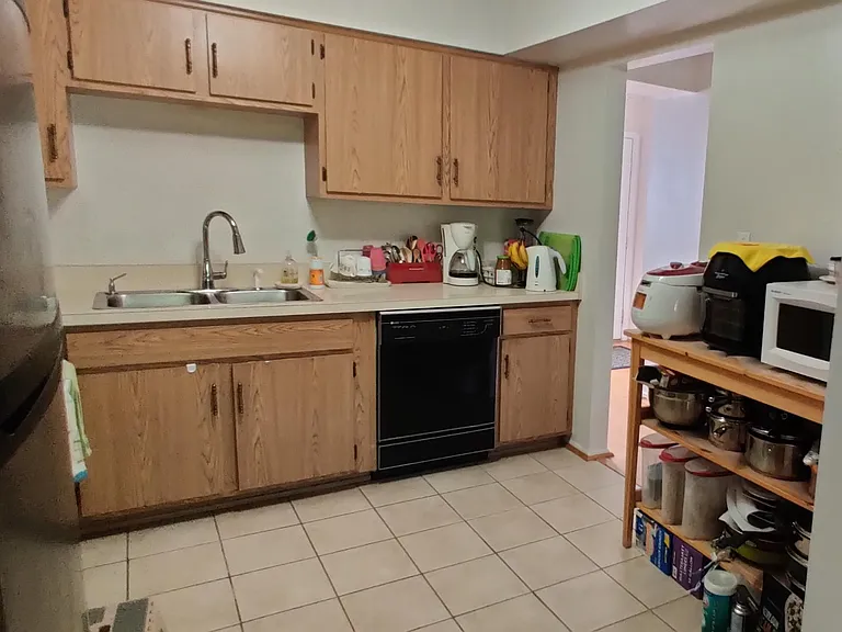 1062 Cumberland Ct — Photo 4