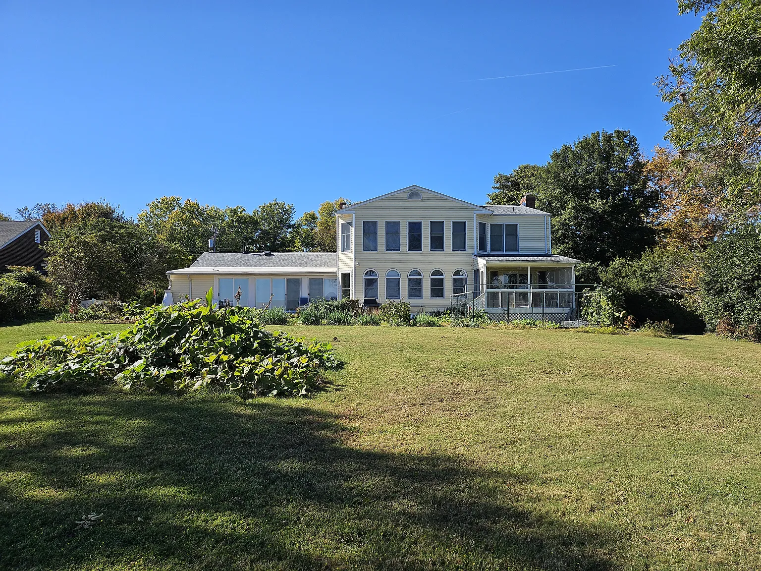 3 bed, 3.5 bath, 2984 sqft, $2,950 — Photo 4