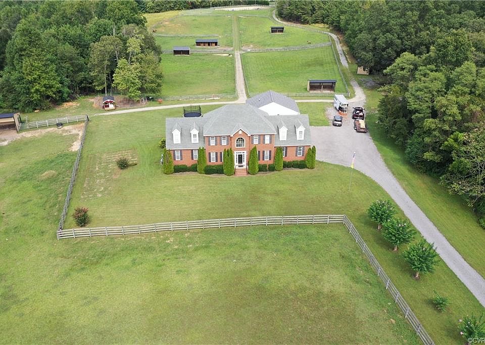 1st image of 3194 Quaker Woods Dr
