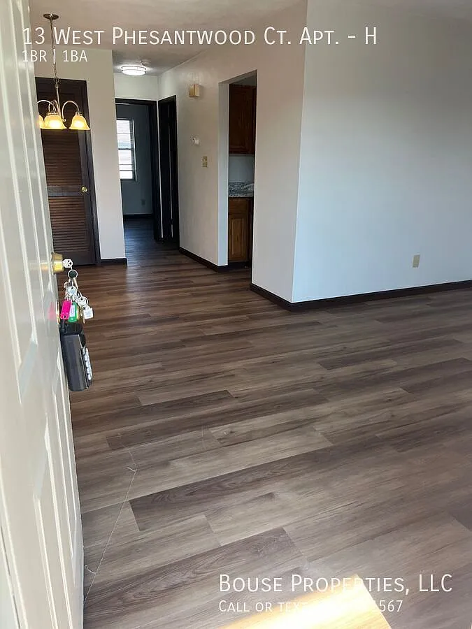 Bouse Apartment Homes — Photo 3