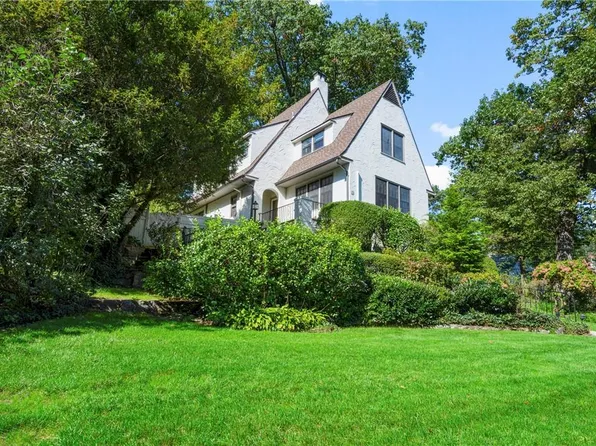 57 Valley Road, Larchmont, NY 10538