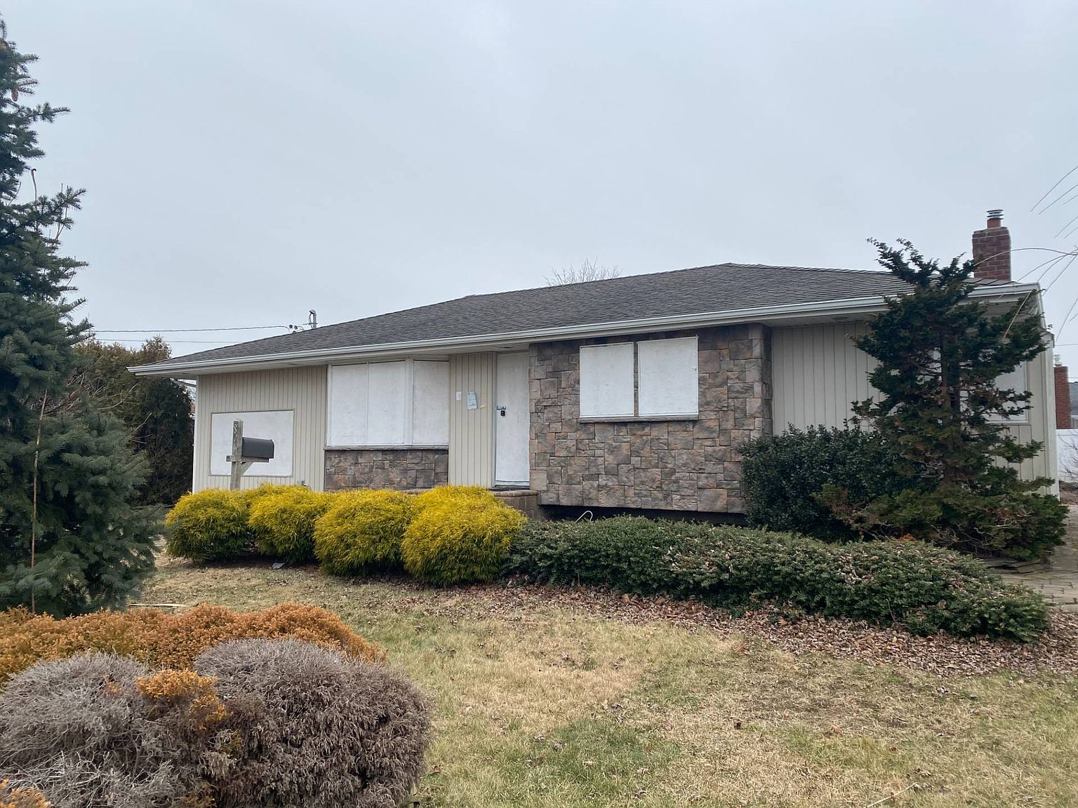 80 W 11th St, Deer Park, NY 11729 Zillow