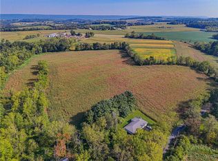 3304 W Dannersville Rd, Northampton, PA 18067