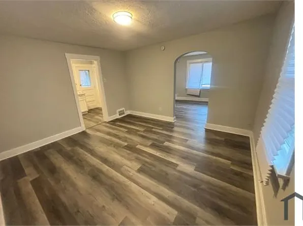 1034 Montier St, Pittsburgh, PA 15221