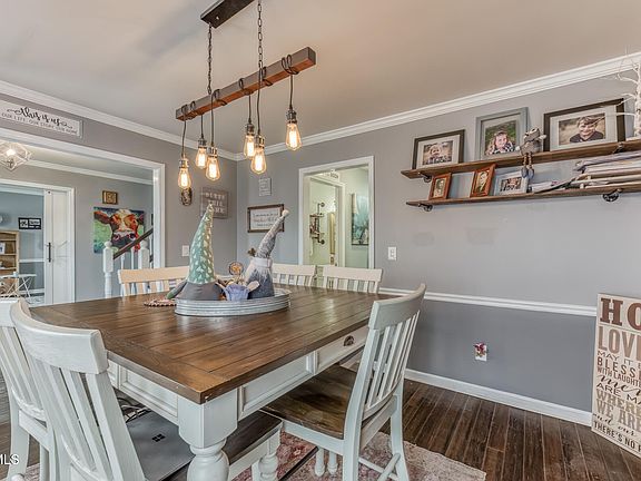 5th image of 198 Dean Archer Rd