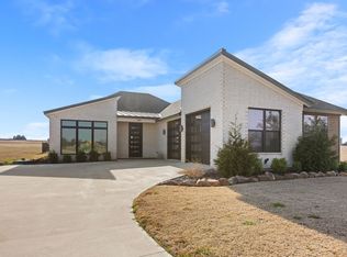 186 Desert Mountain Dr, Gordonville, TX 76245