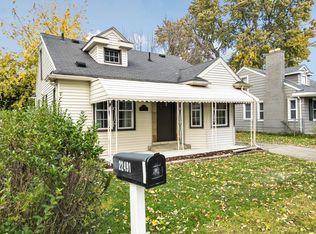 22491 Sunnydale St, Saint Clair Shores, MI