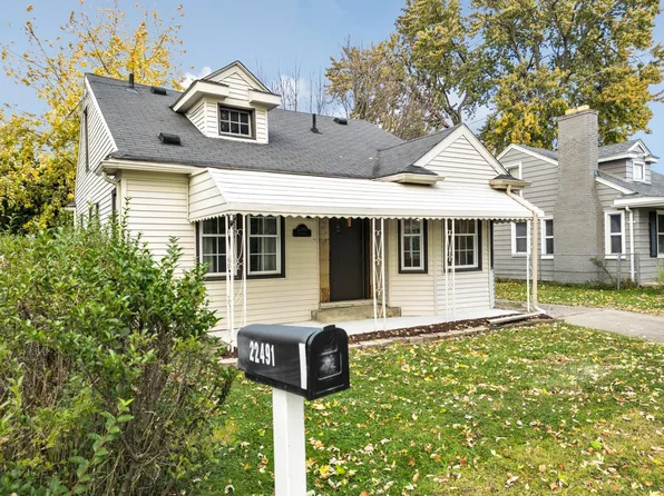 22491 Sunnydale St, Saint Clair Shores, MI 48081