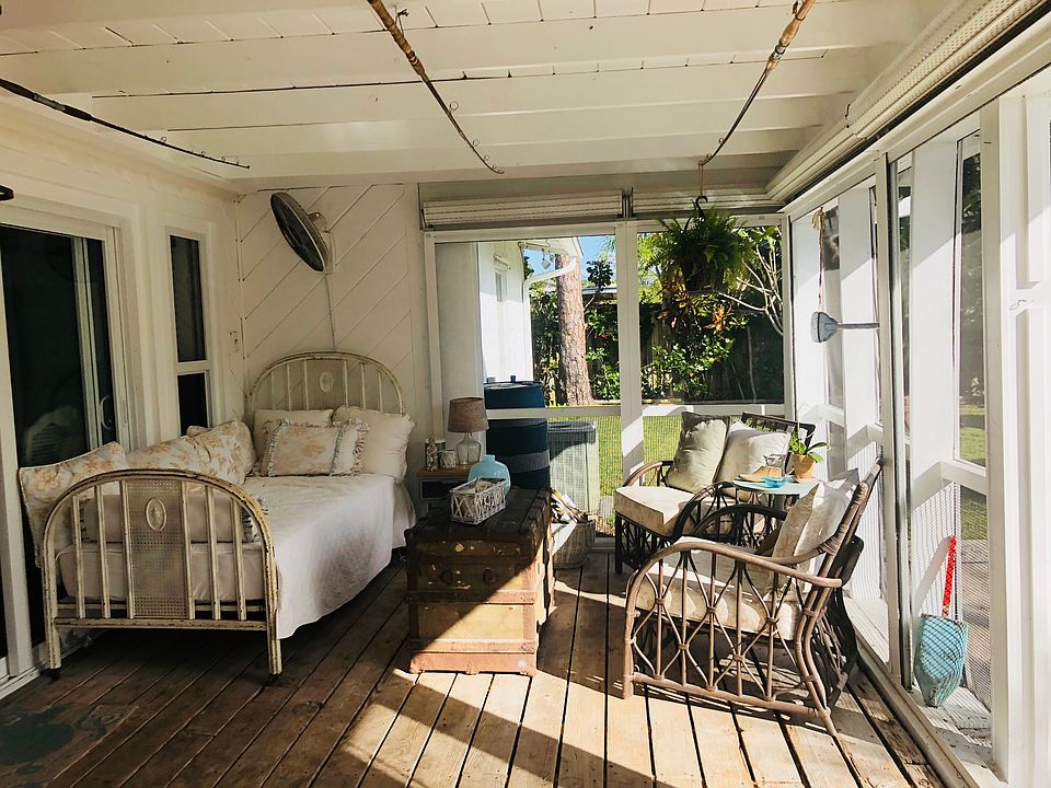 porch facing East