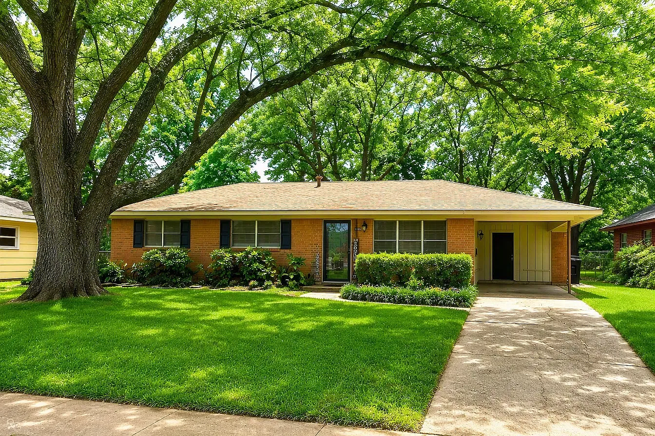 3 bed, 1589 sqft, $1,800 — Photo 1