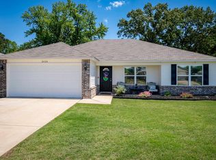 2420 Vivian Dr, Benton, AR 72015